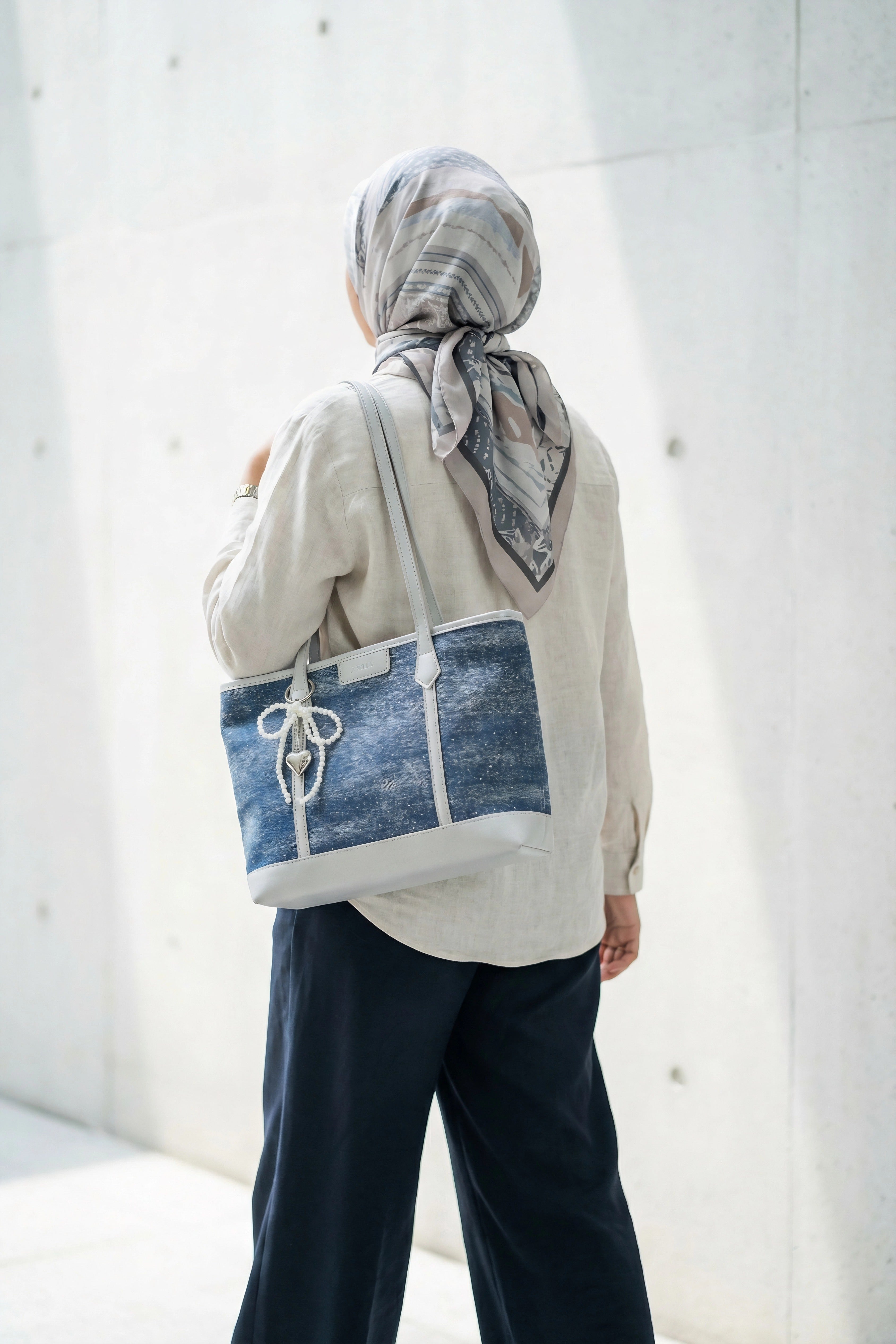 175 - ZYHA Denim Korean Style Tote Bag with Pearl Keychain