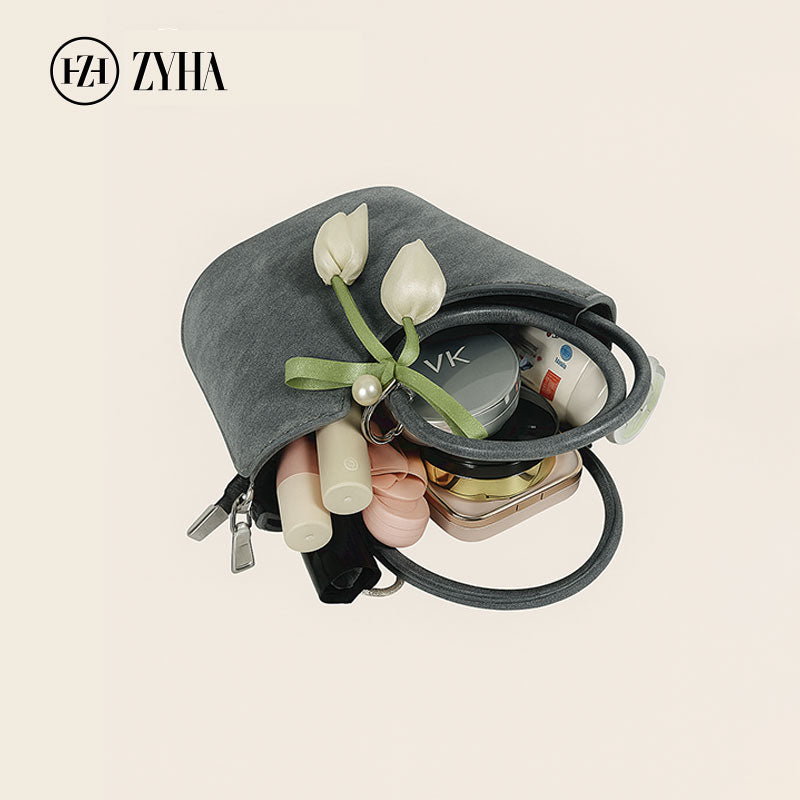 174 - ZYHA Korean Mini Bucket with Tulip