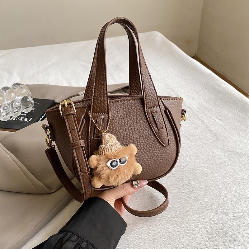 122 -  ZYHA Premium Sling Hand Bag Bersama Patung Comel