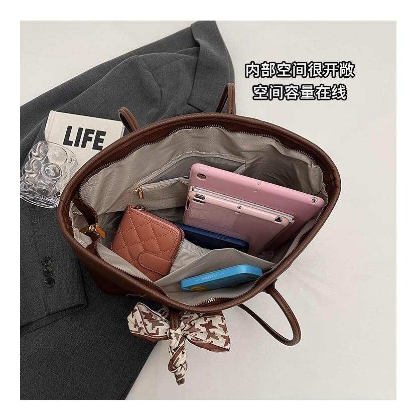 104 -  ZYHA Totebag Mewah dengan Reben yang Cute