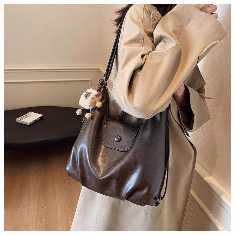 114.C.- ZYHA Large Capacity Women's Shoulder Bag Gaya Retro Baru