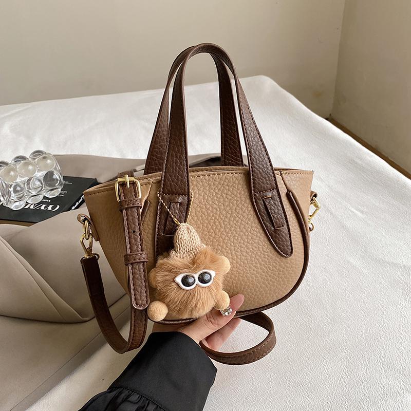 122 -  ZYHA Premium Sling Hand Bag Bersama Patung Comel