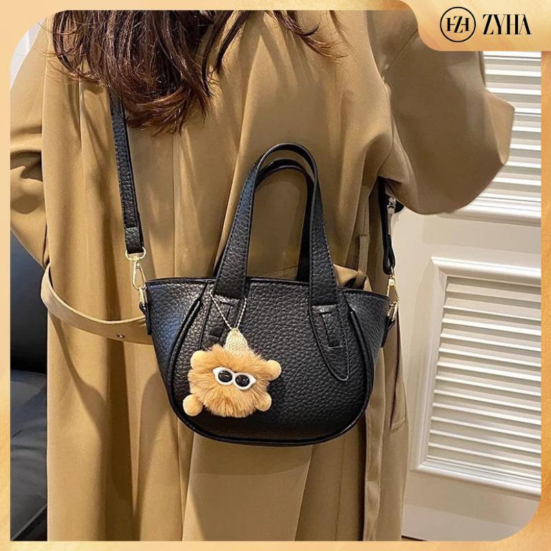 122 -  ZYHA Premium Sling Hand Bag Bersama Patung Comel